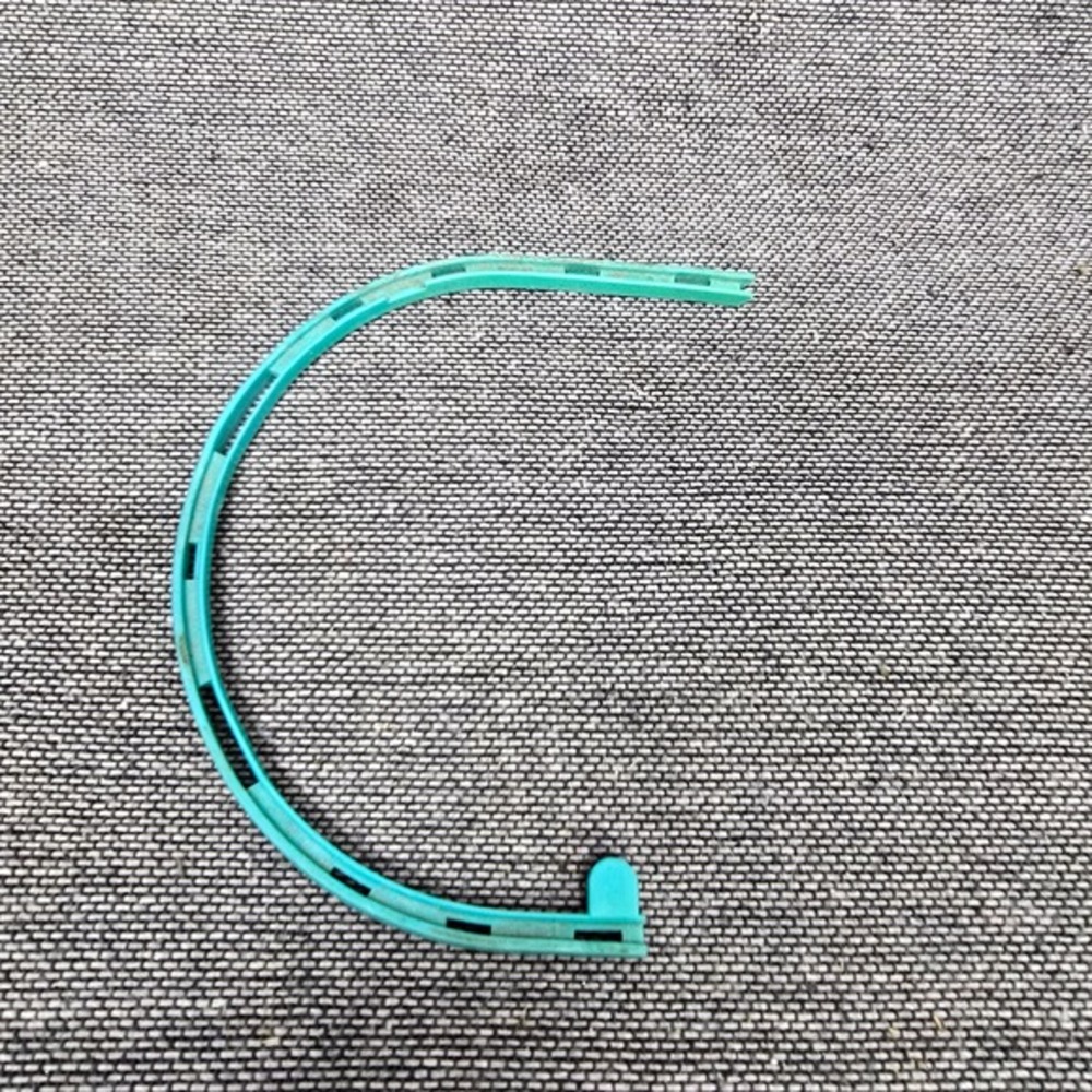 Bissell 2315 CrossWave Cordless‎ Max Replacement Part Teal Curved Guide Rail